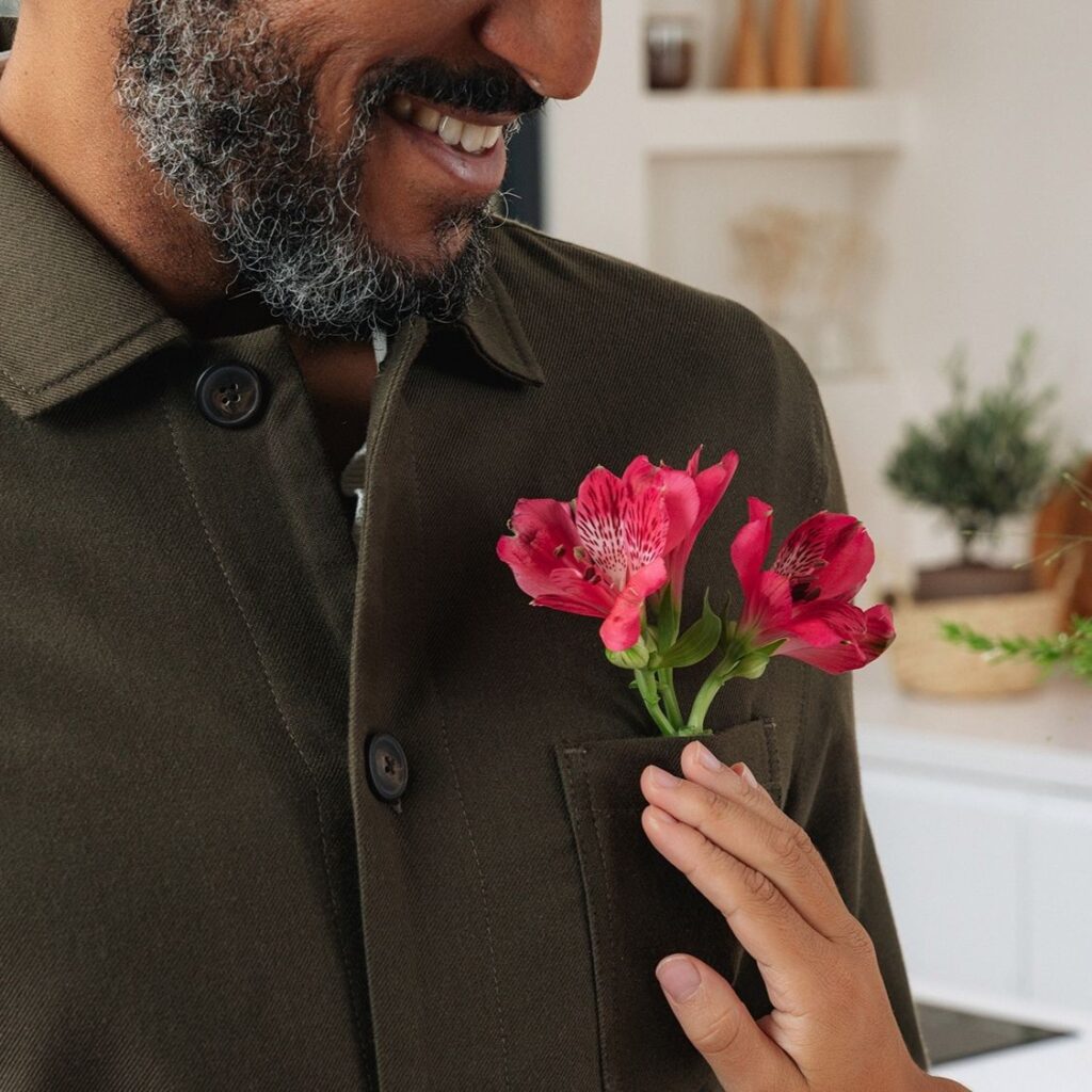 Far får fin blomst af søn