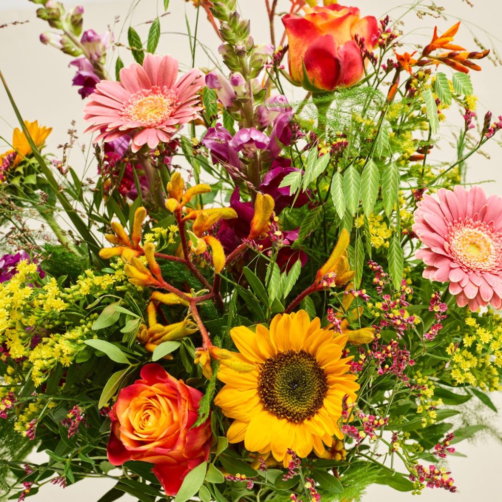 Den flotte efterårsbuket fra Interflora closeup